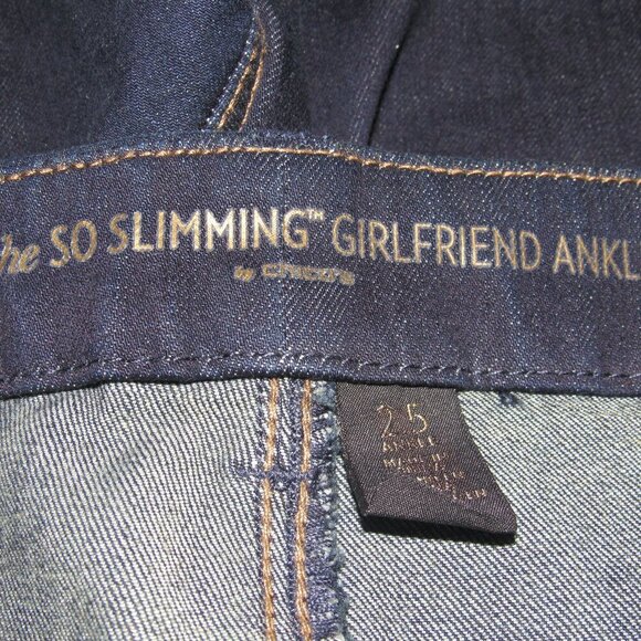CHICO’S So Slimming Girlfriend Ankle Dark Wash Jeans Size 2.5 (US 14) - Picture 5 of 7
